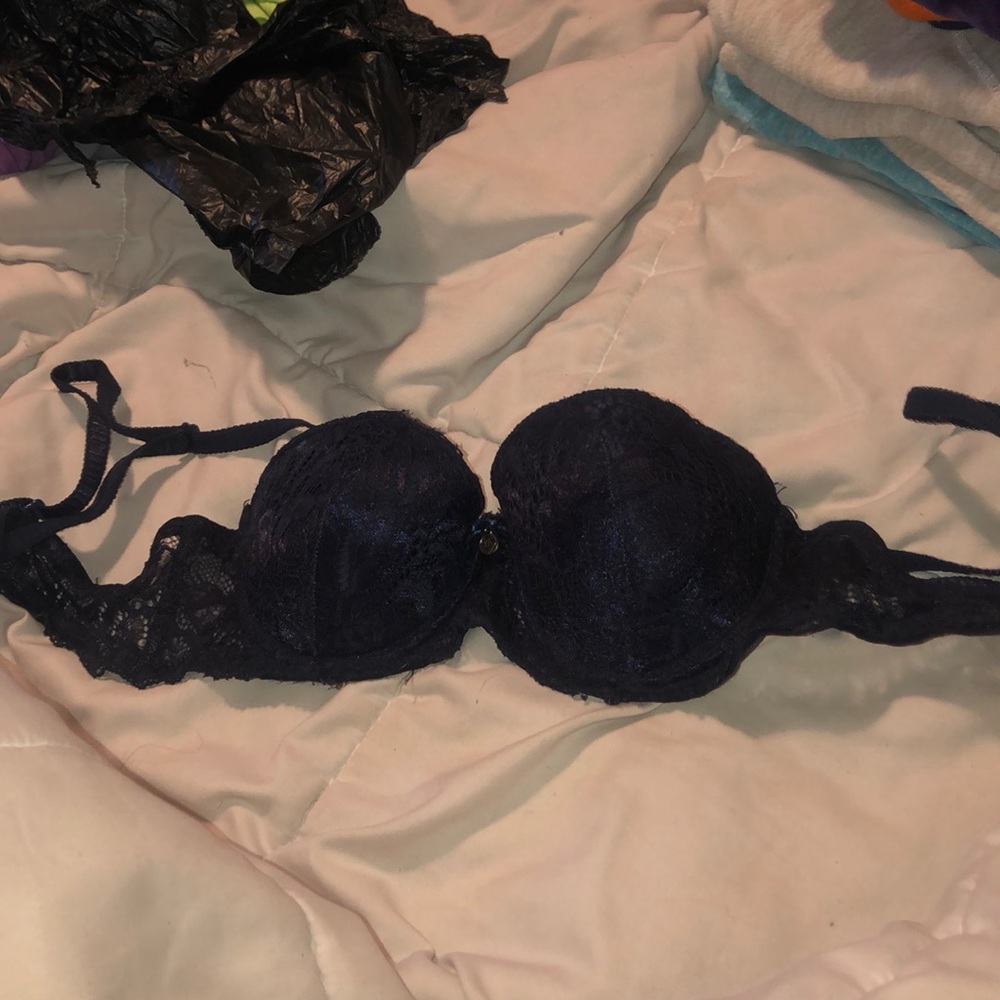 Bra - Picture 2 of 3